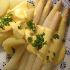 Asparagus with Hollandaise Sauce